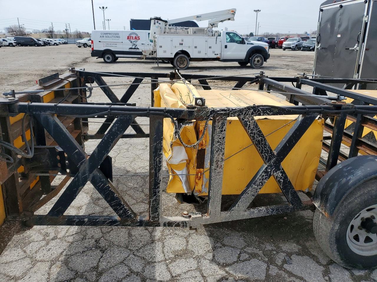 2015 Unknown 2015 Energy Absorption Systems Crash Attenuator