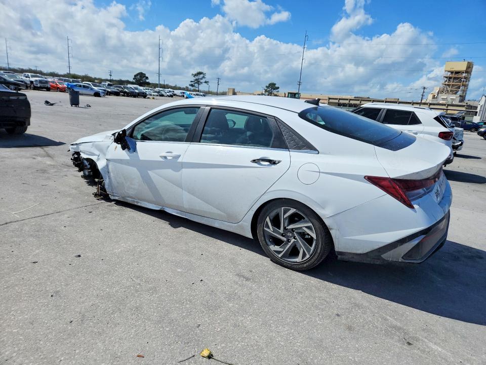 2025 Hyundai Elantra Limited