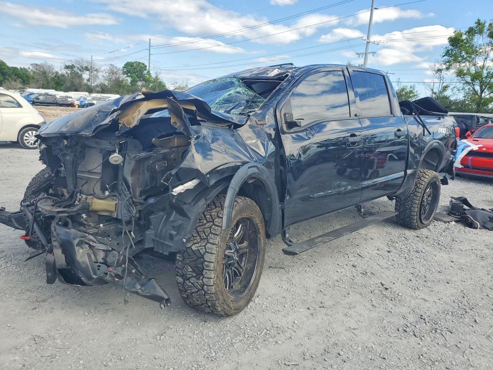 2023 Nissan Titan PRO-4X