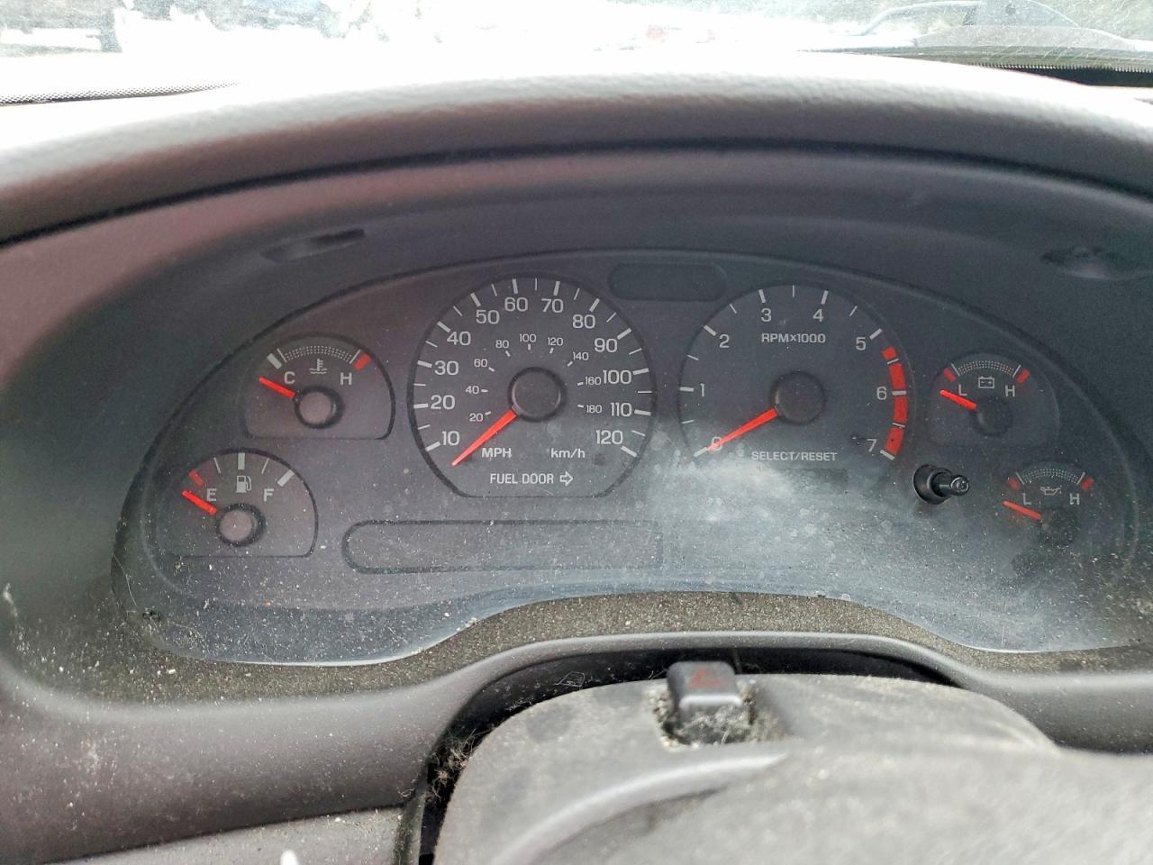 2004 Ford Mustang