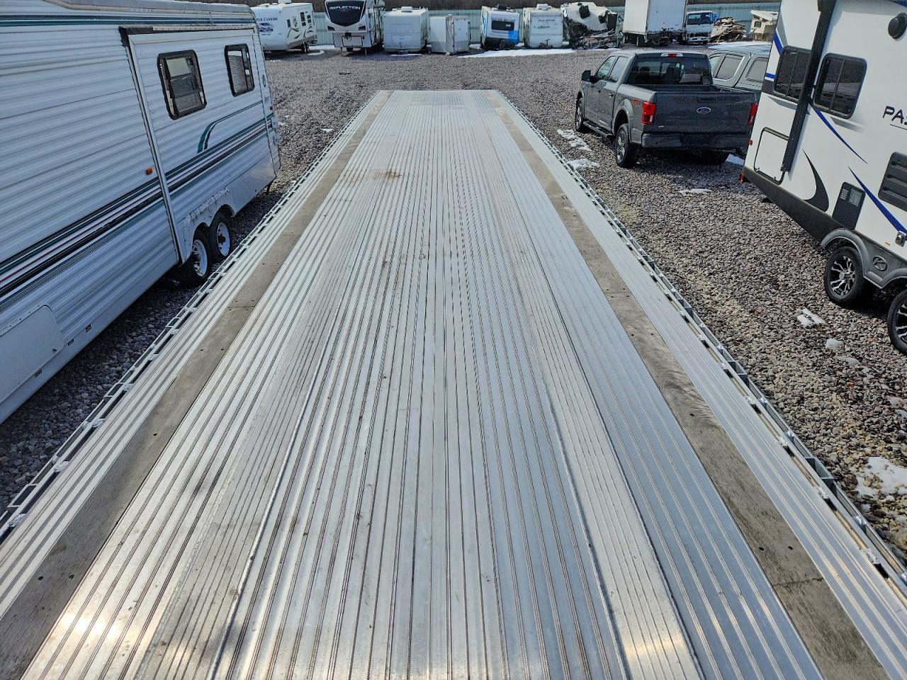 2024 East Manufacturing Flatbed Trailer