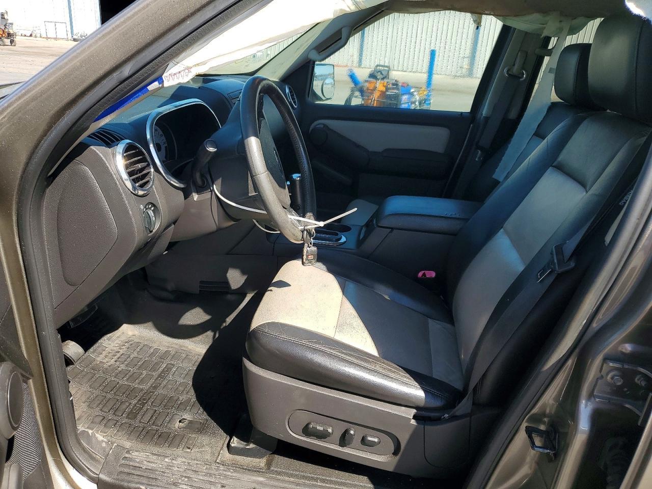 2007 Ford Explorer Sport Trac Limited