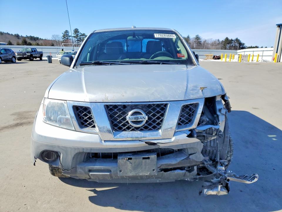 2016 Nissan Frontier sv