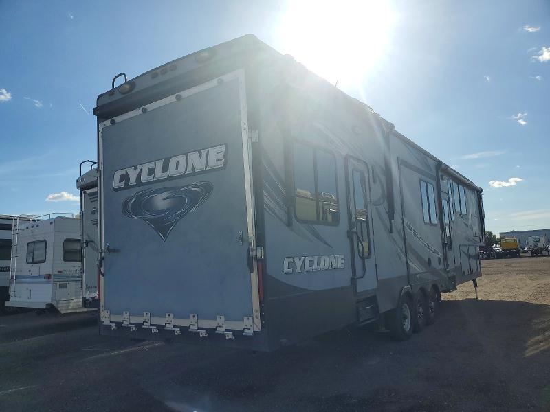 2015 Heartland Rv 2015 Heartland 4150 Cyclone Camper