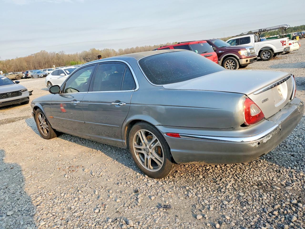 2004 Jaguar XJ8