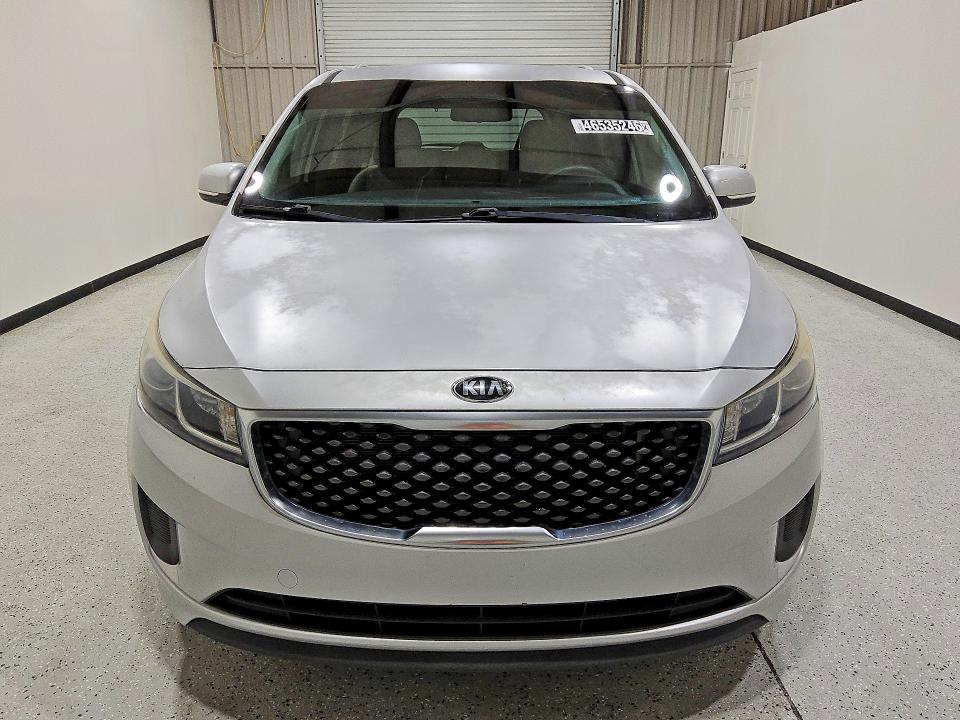 2016 KIA Sedona lx