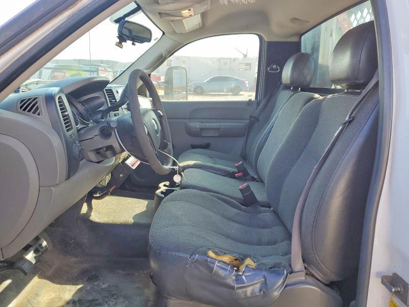 2007 Chev Rolet Silverado Flatbed Truck