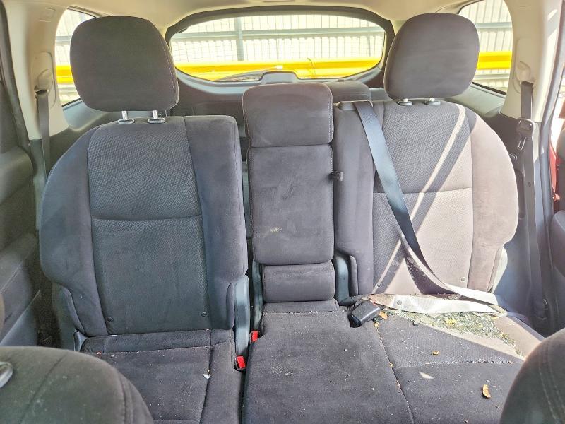 2014 Nissan Pathfinder sv