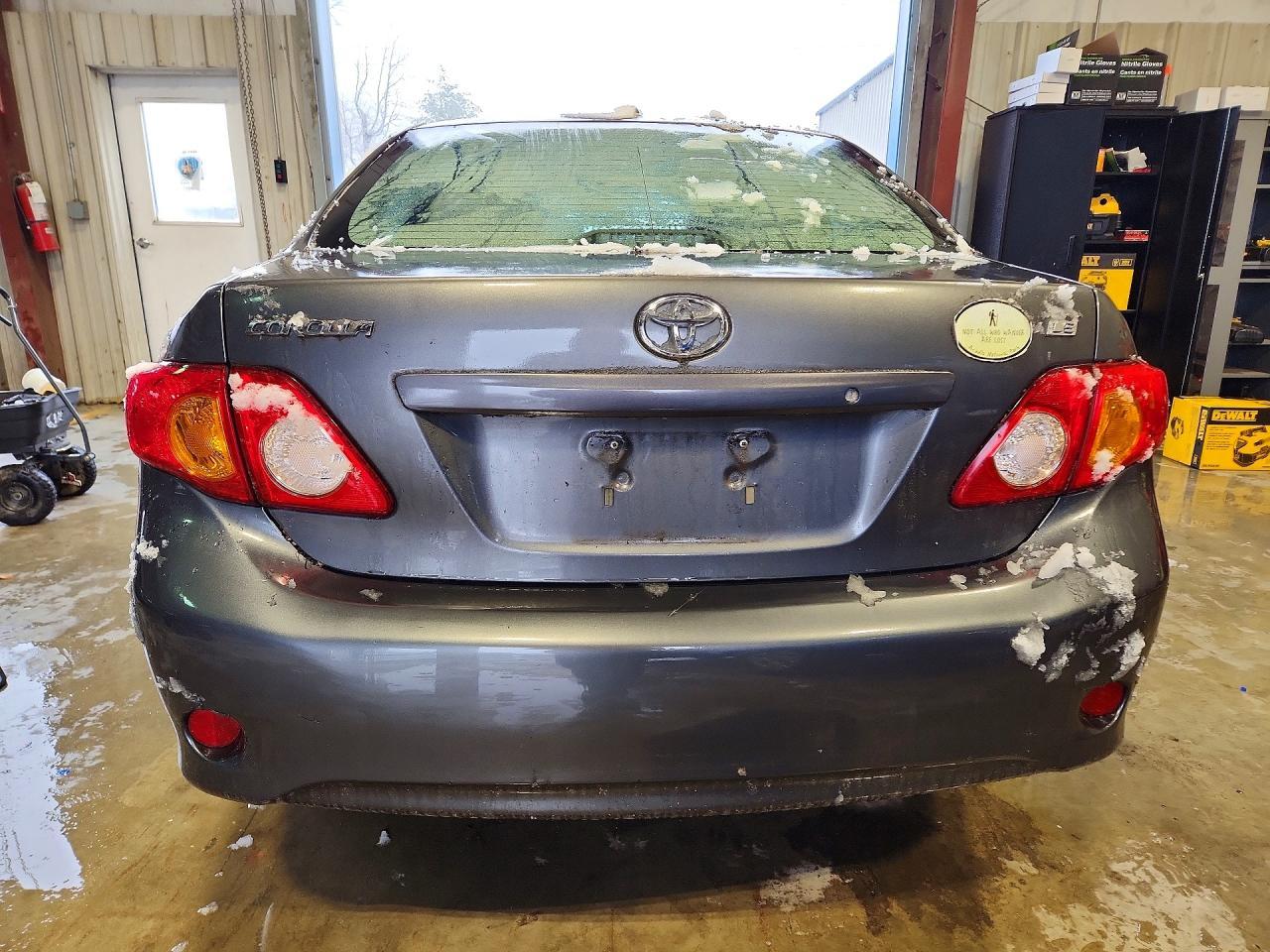 2010 Toyota Corolla le