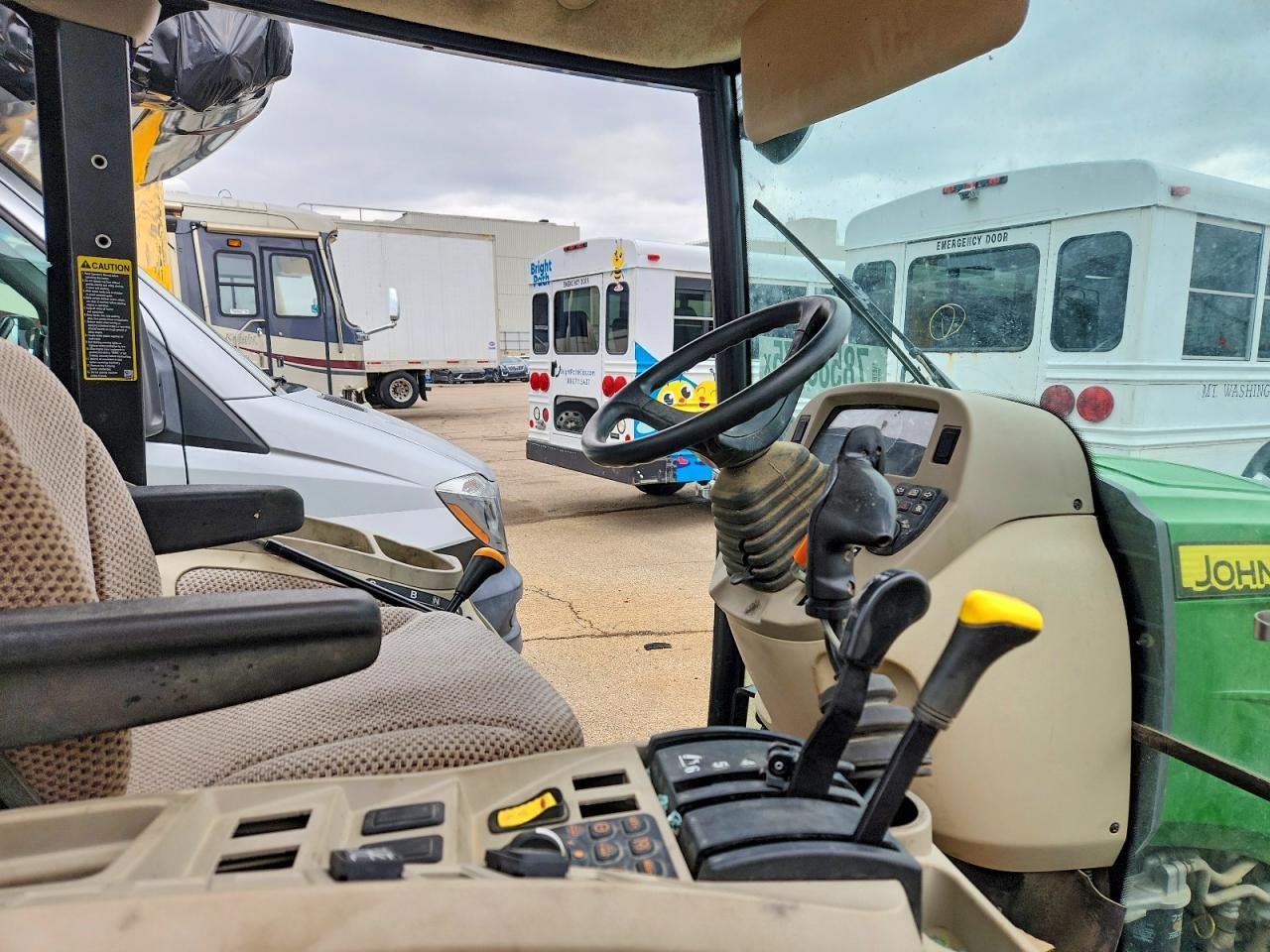 2022 John Deere 3033R Mfwd Tractor