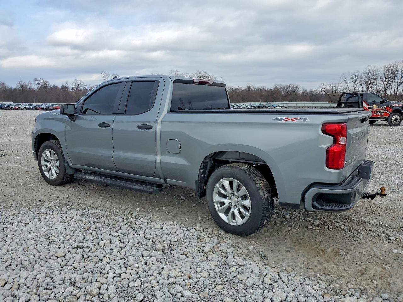 2024 Chevrolet Silverado K1500 Custom