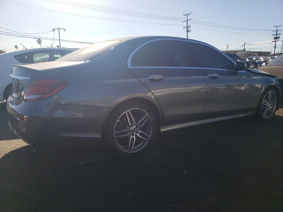 2019 Mercedes-Benz E 300