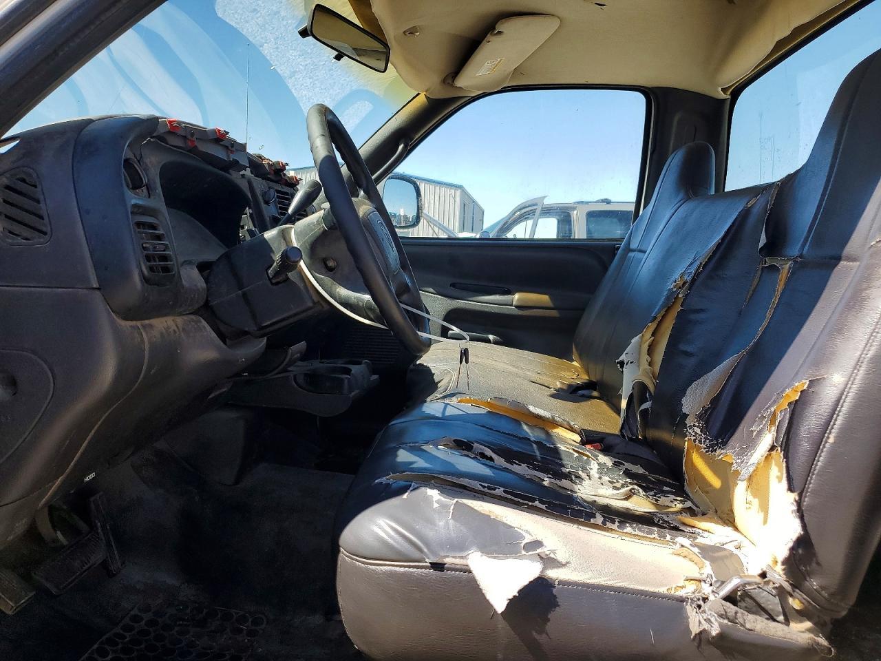 2001 Dodge RAM 1500 Club Cab 13