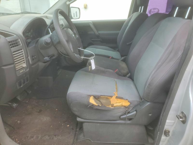 2004 Nissan Titan XE