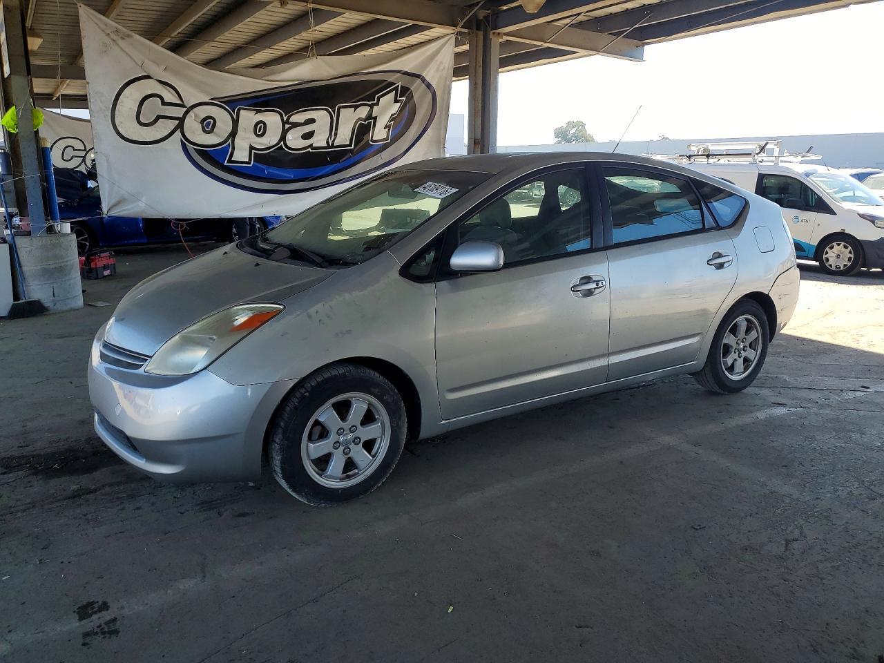 2004 Toyota Prius Base