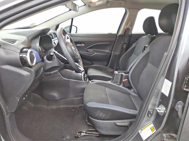 2023 Nissan Versa sv