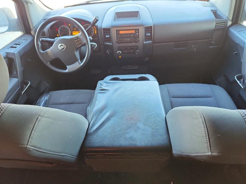 2010 Nissan Titan xe