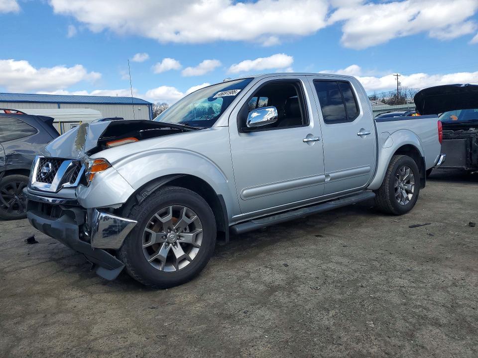 2015 Nissan Frontier SL