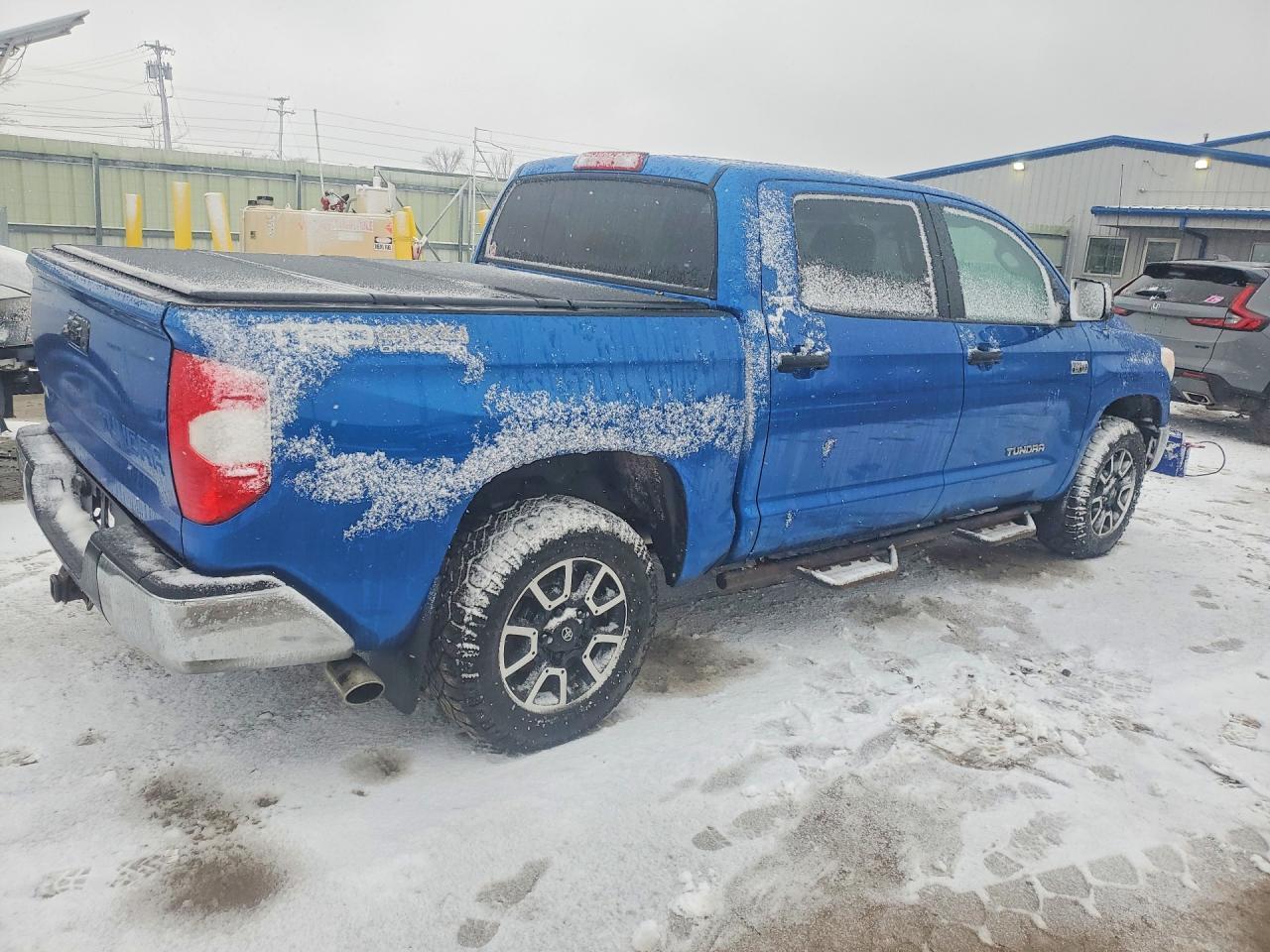 2017 Toyota Tundra SR5