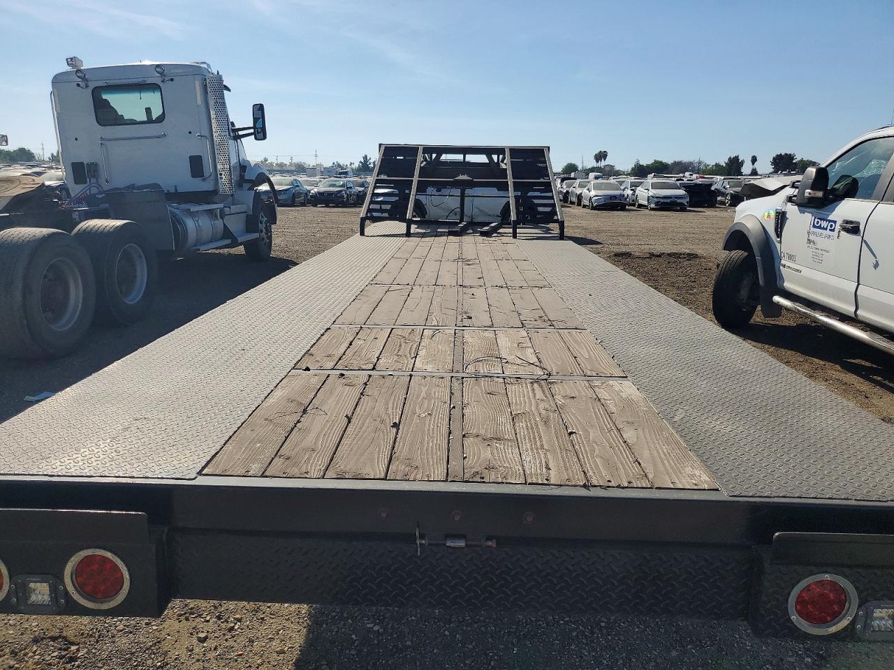 2009 Keystone Equipment Trailer