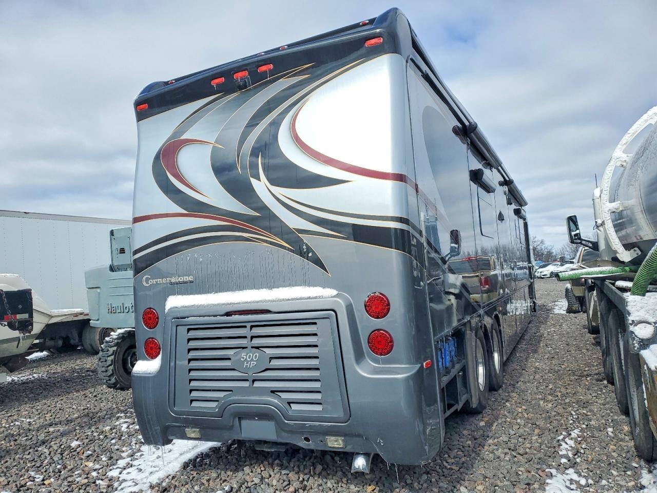 2010 Jayco 2009 Spartan K2 RV