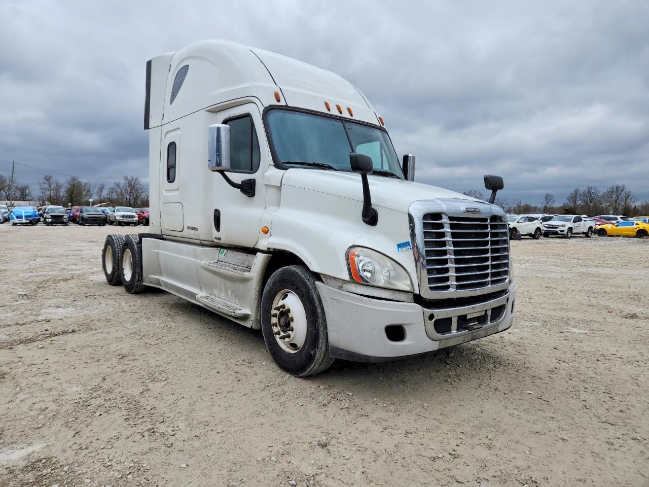2015 Freigliner 2015 Freightliner Cascadia Semi Truck