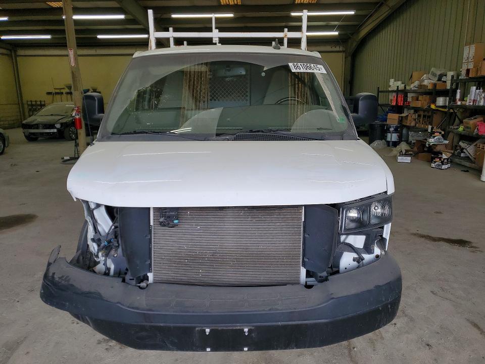 2021 Chevrolet Express G2500