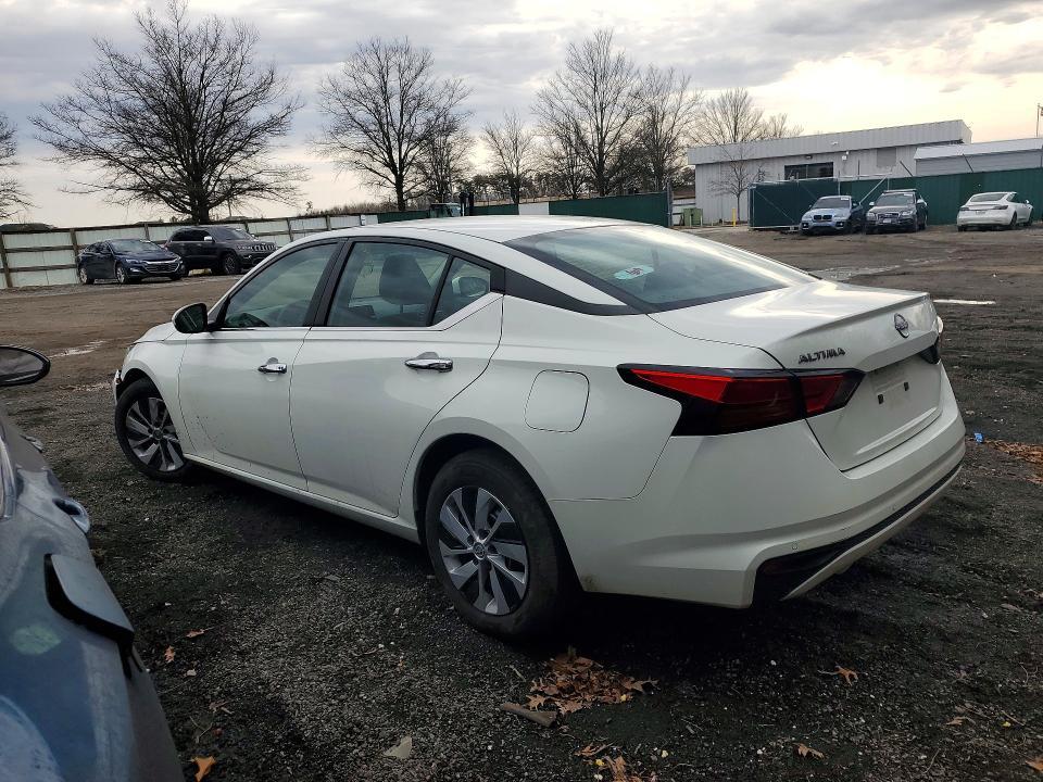 2023 Nissan Altima 2.5 s