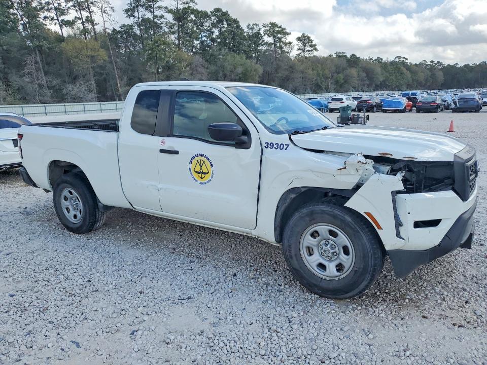 2024 Nissan Frontier S