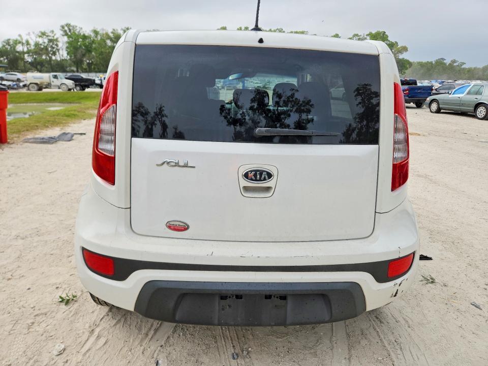 2012 KIA Soul +