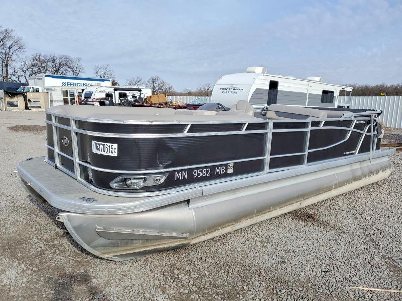 2021 Prince Craft Pontoon