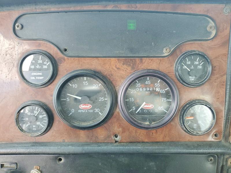 2004 Peterbilt 378 Dump Truck