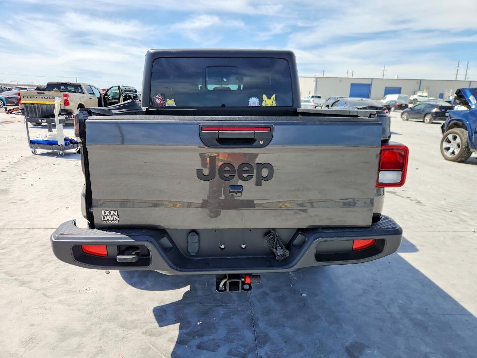 2023 Jeep Gladiator Sport