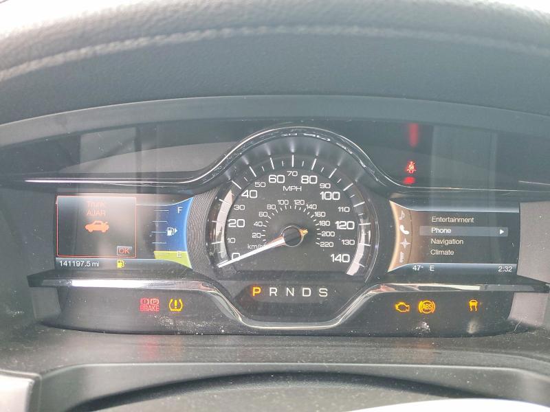 2013 Lincoln Townhouse MKS