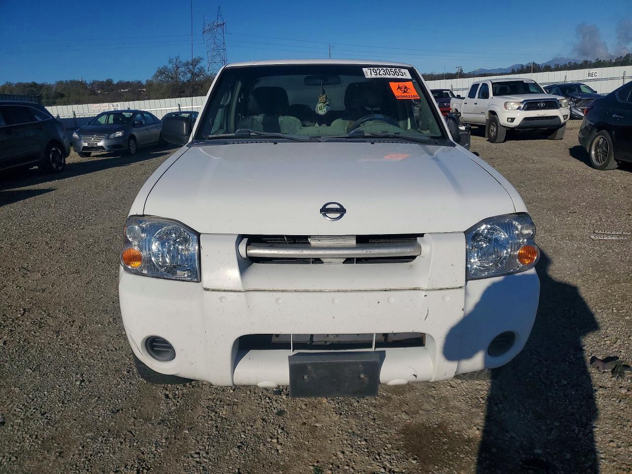 2004 Nissan Frontier Xe-v6