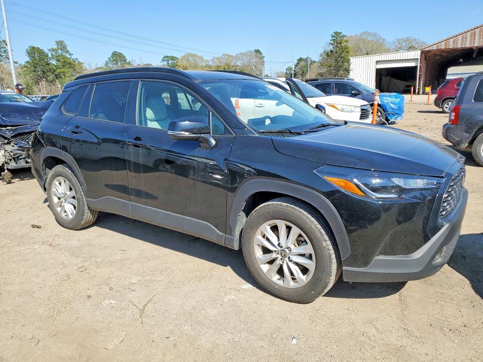 2024 Toyota Corolla Cross le