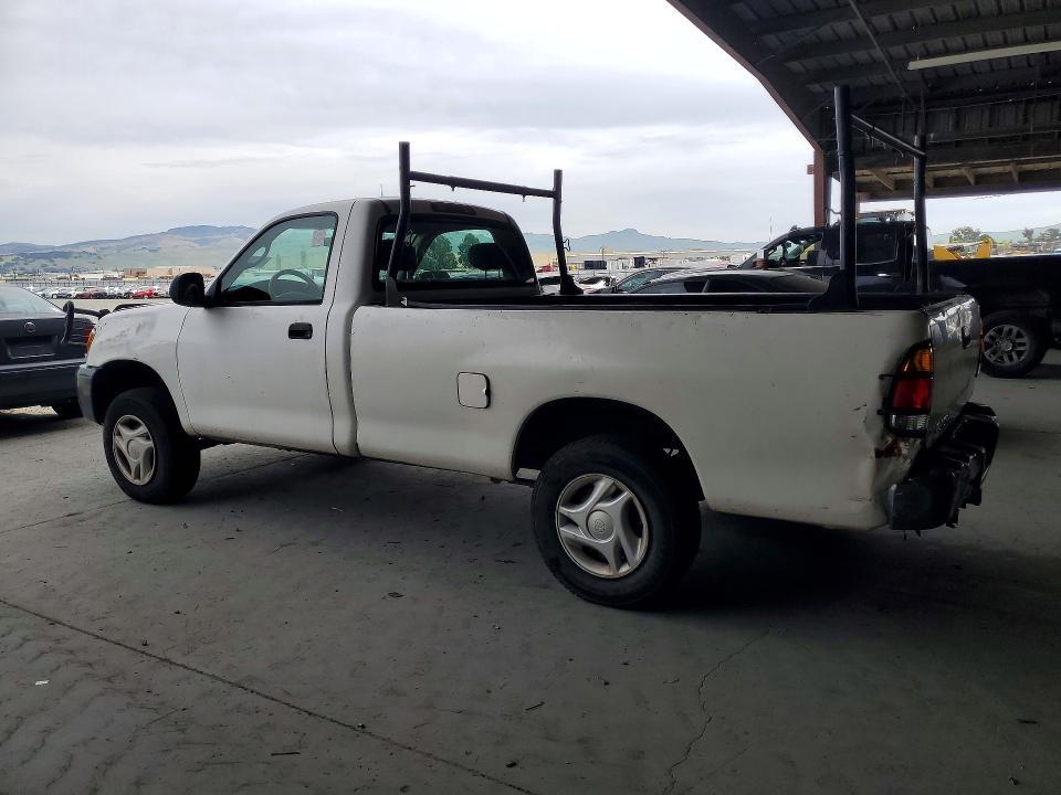 2004 Toyota Tundra Base