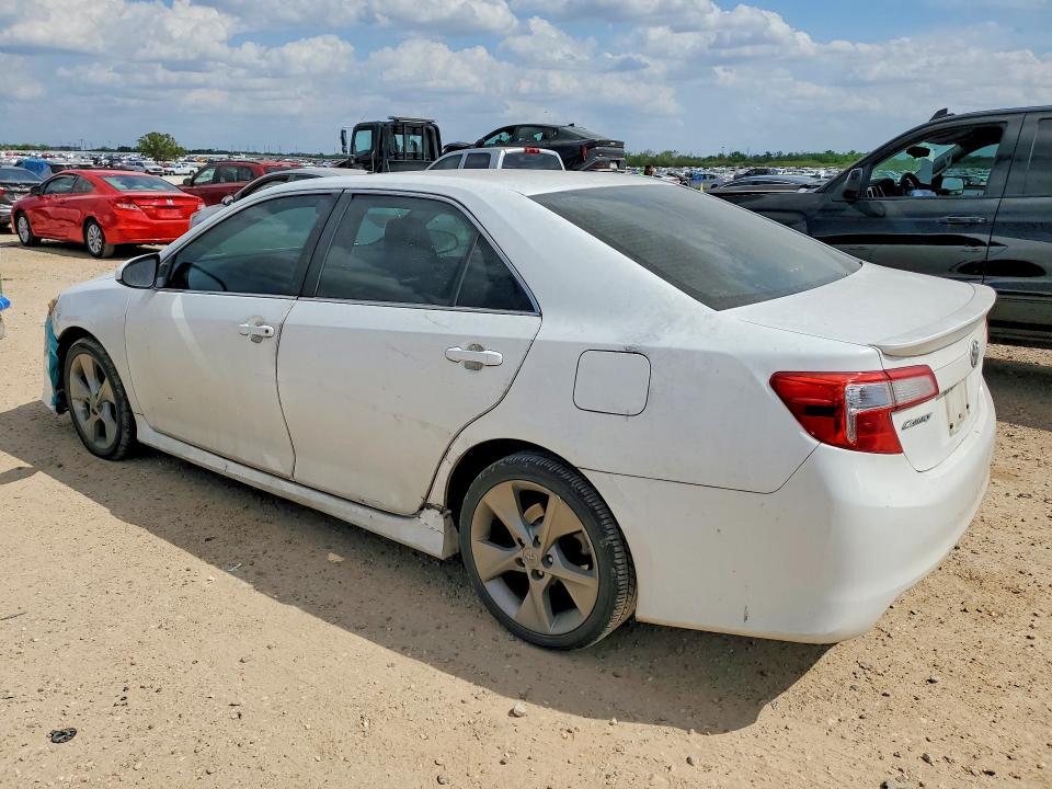 2014 Toyota Camry se Sport