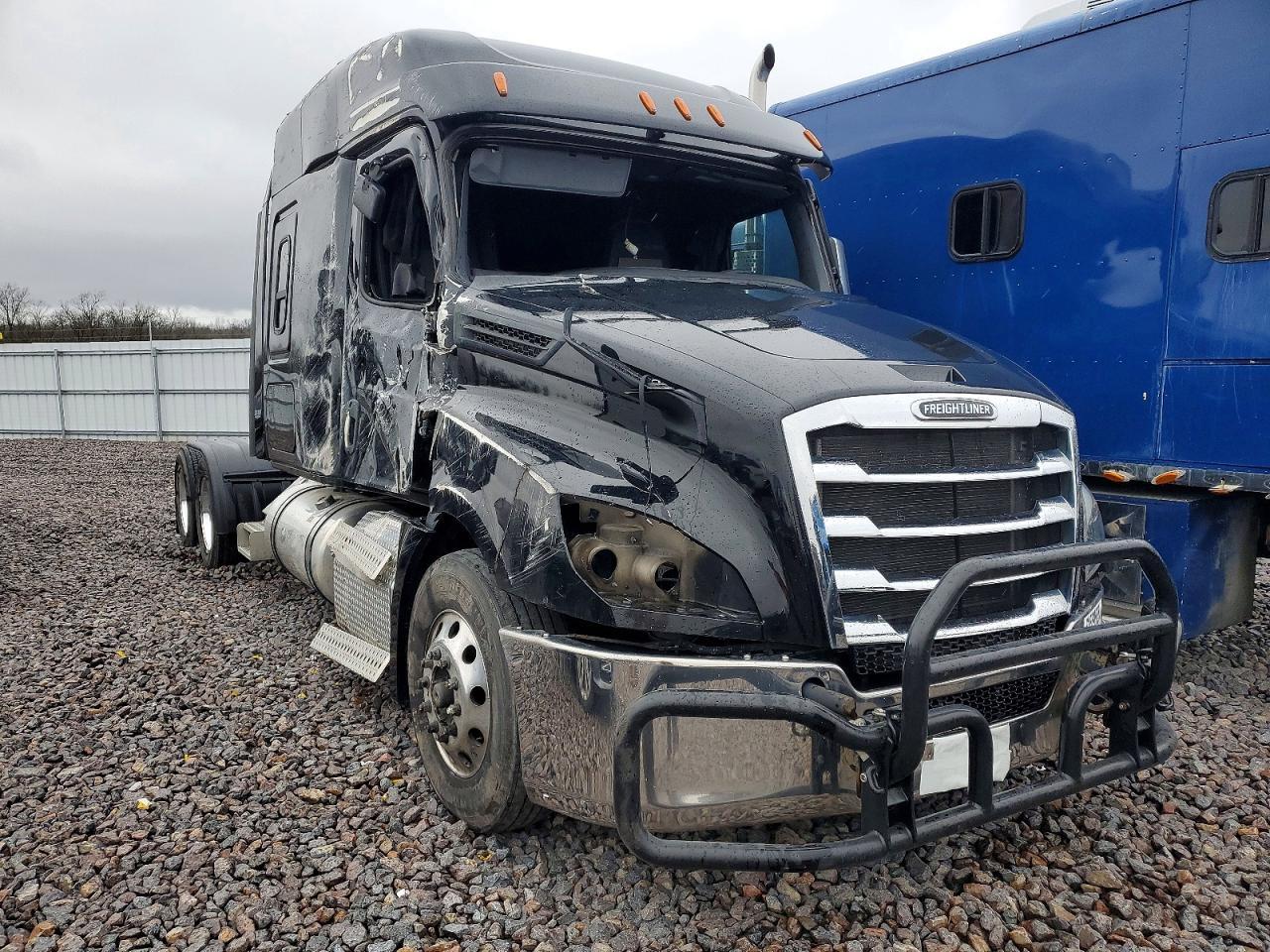 2022 Freightliner Cascadia 126 Semi Truck