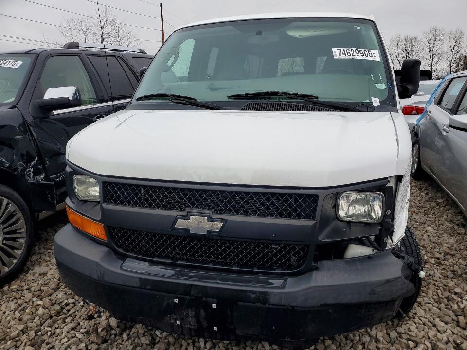 2016 Chevrolet Express G3500 LS