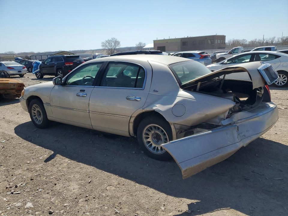 2000 Lincoln Town car Cartier