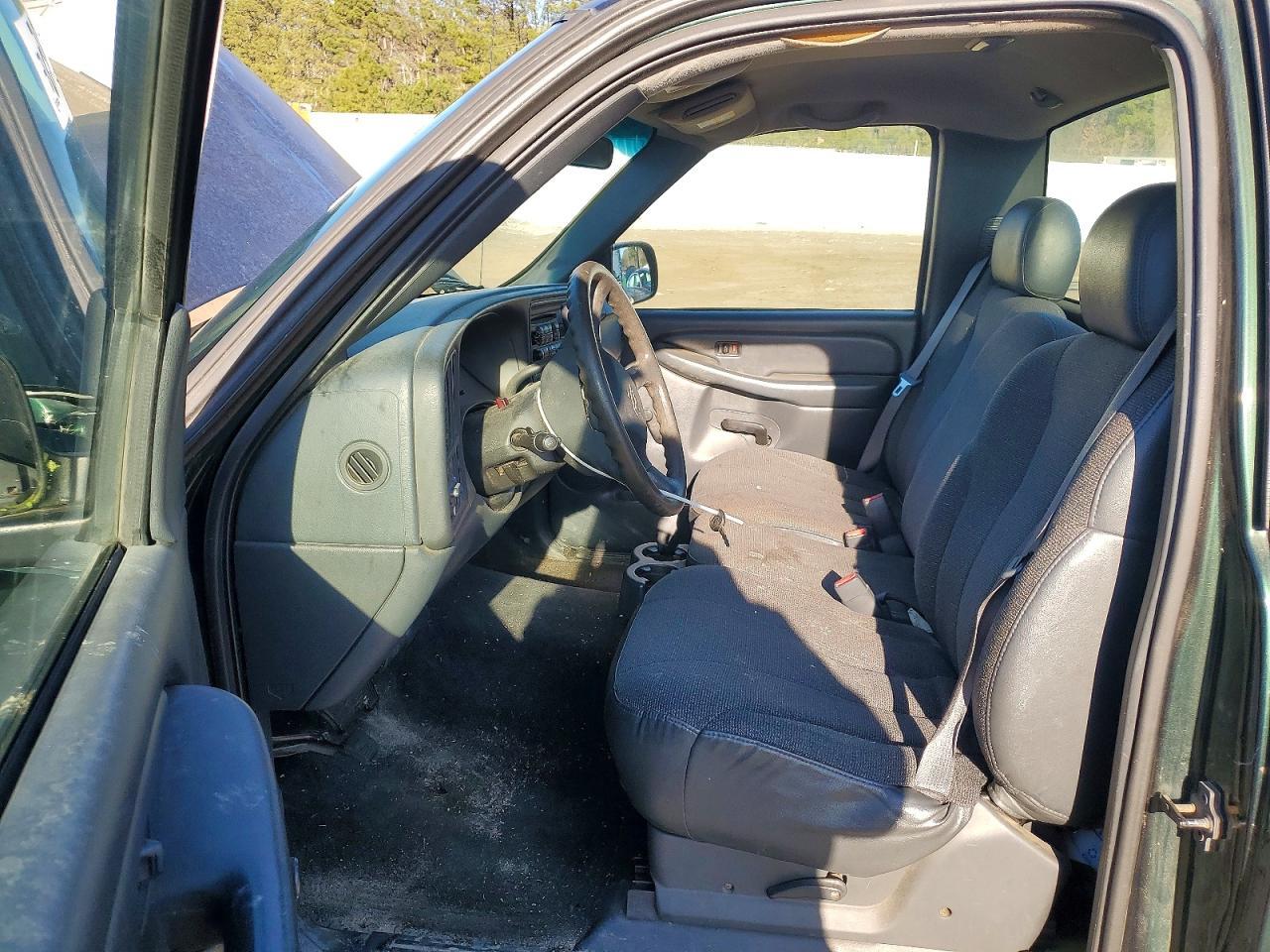 2002 Chevrolet Silverado C1500