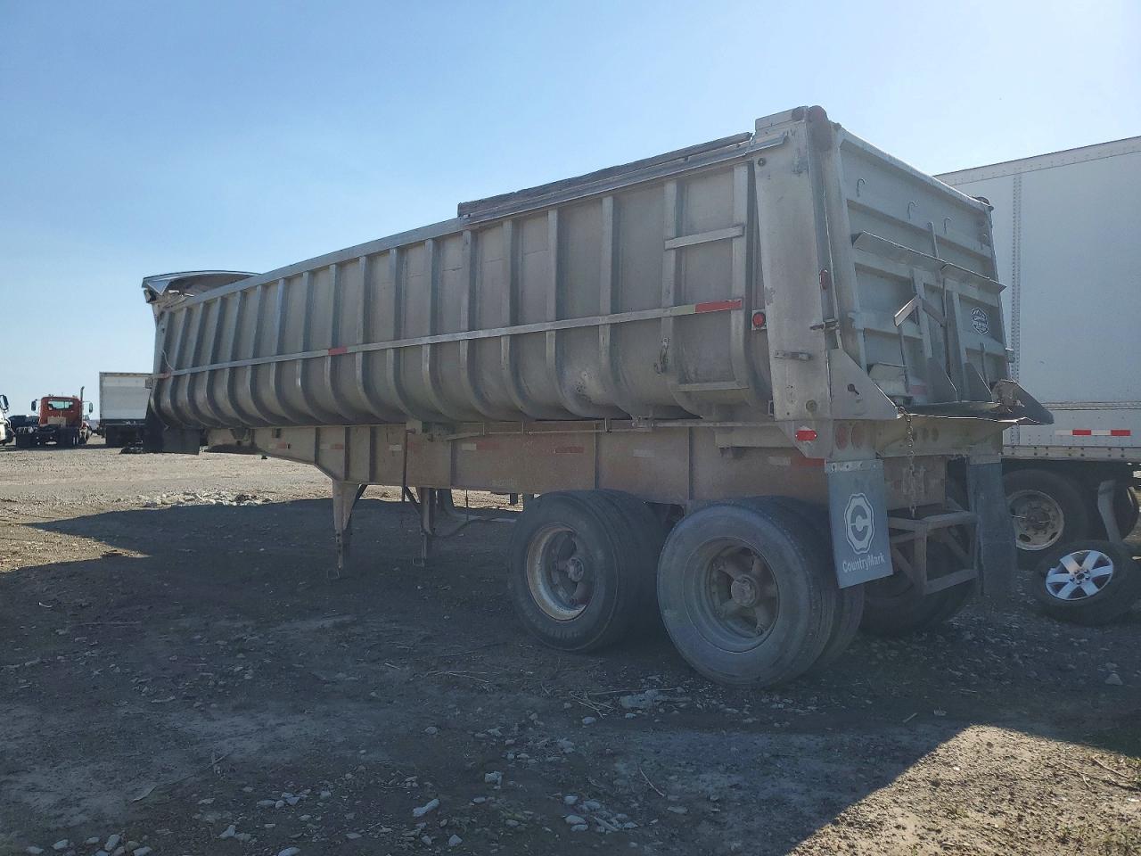 1973 Fruehauf 1973 END Dump Trailer
