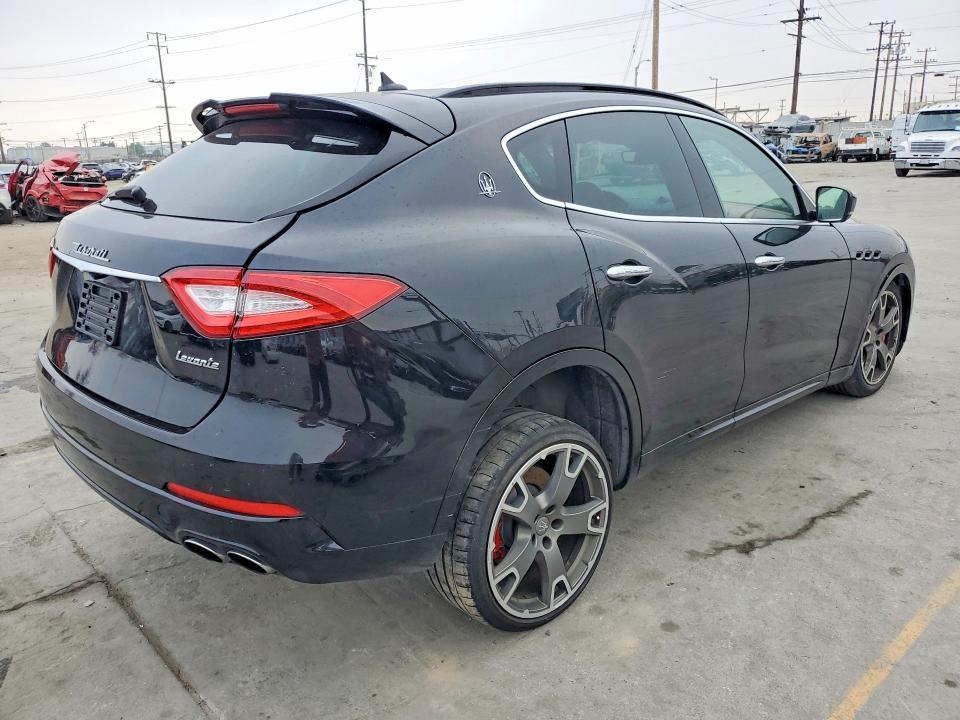 2017 Maserati Levante s Sport