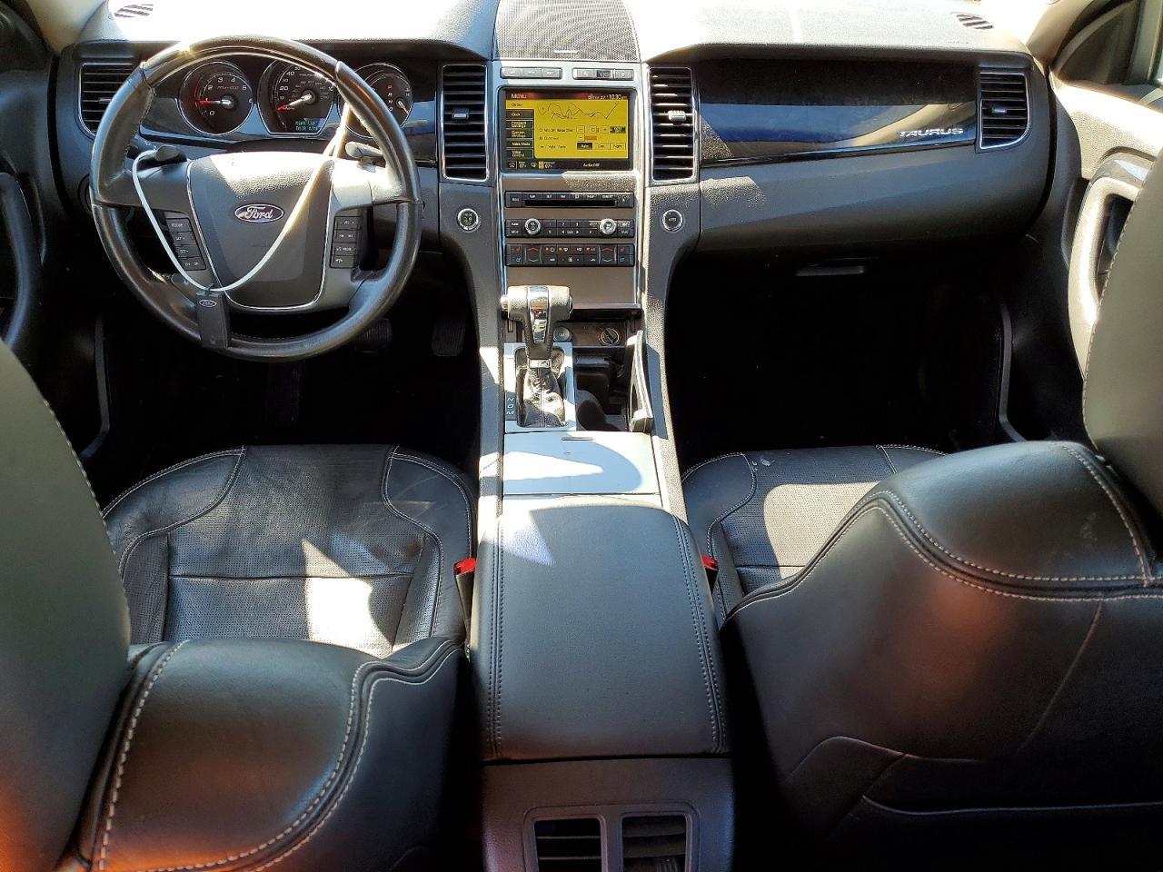 2010 Ford Taurus Limited