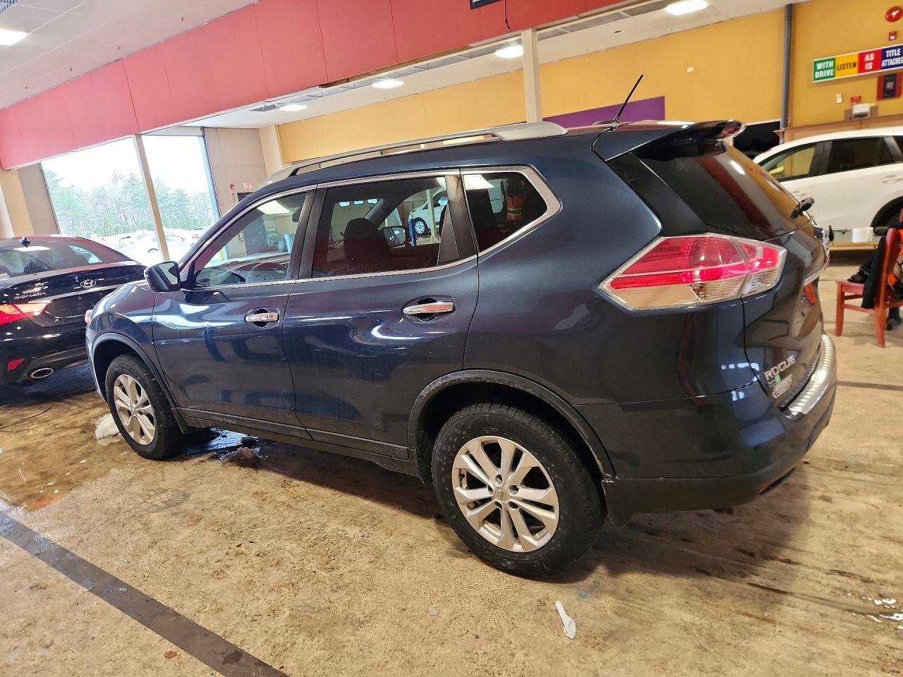 2016 Nissan Rogue sv