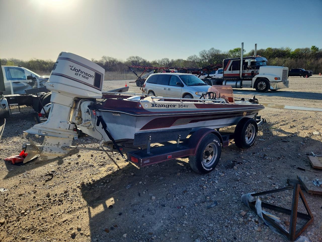 1989 Rang ER 354V Boat