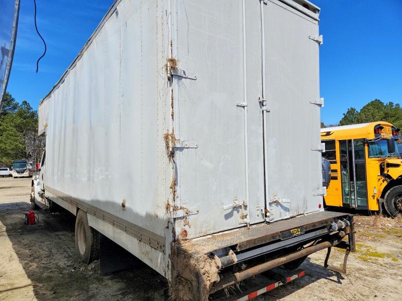 2015 Freightliner Business Class M2 BOX Truck