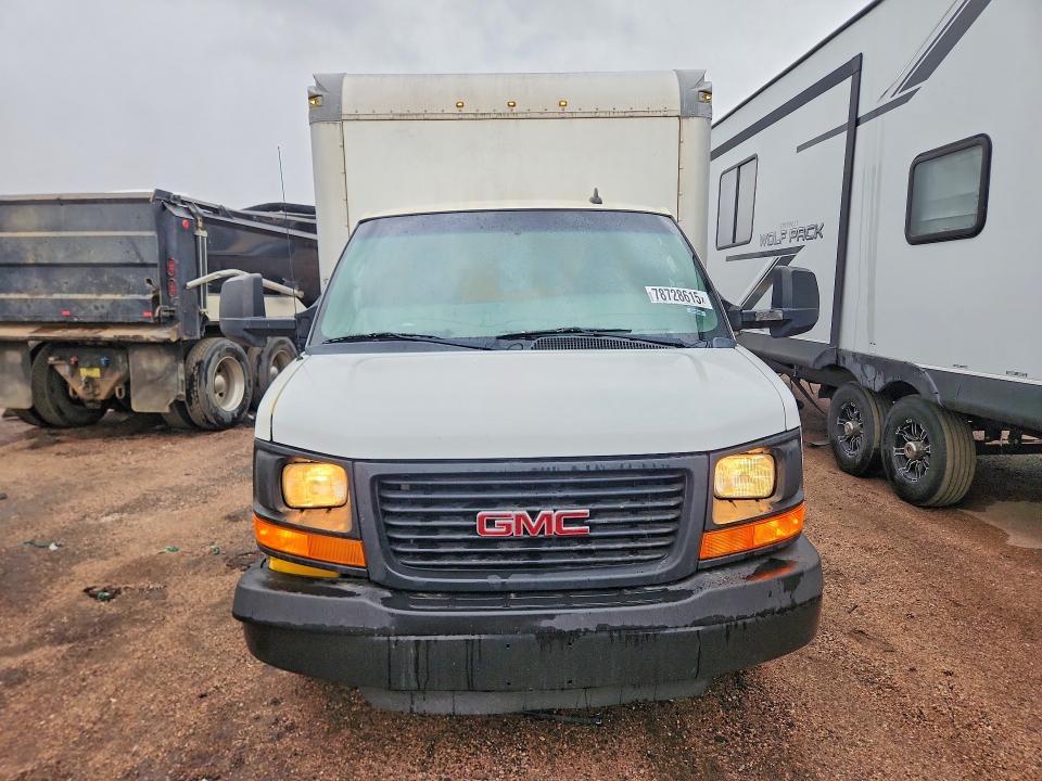 2016 GMC Savana Cutaway G3500