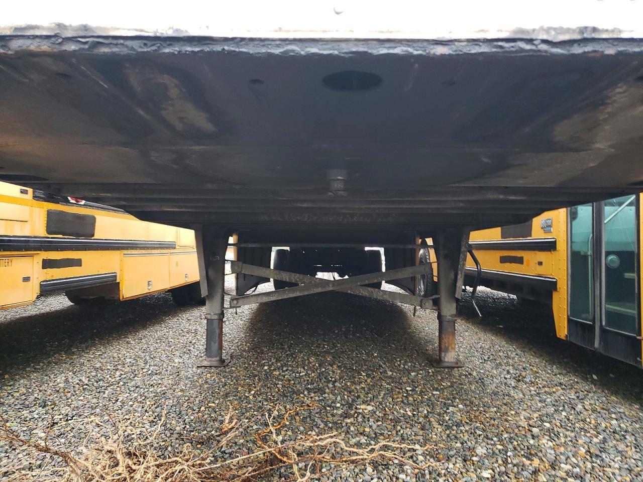 2015 Utility VS2DX DRY Van Trailer